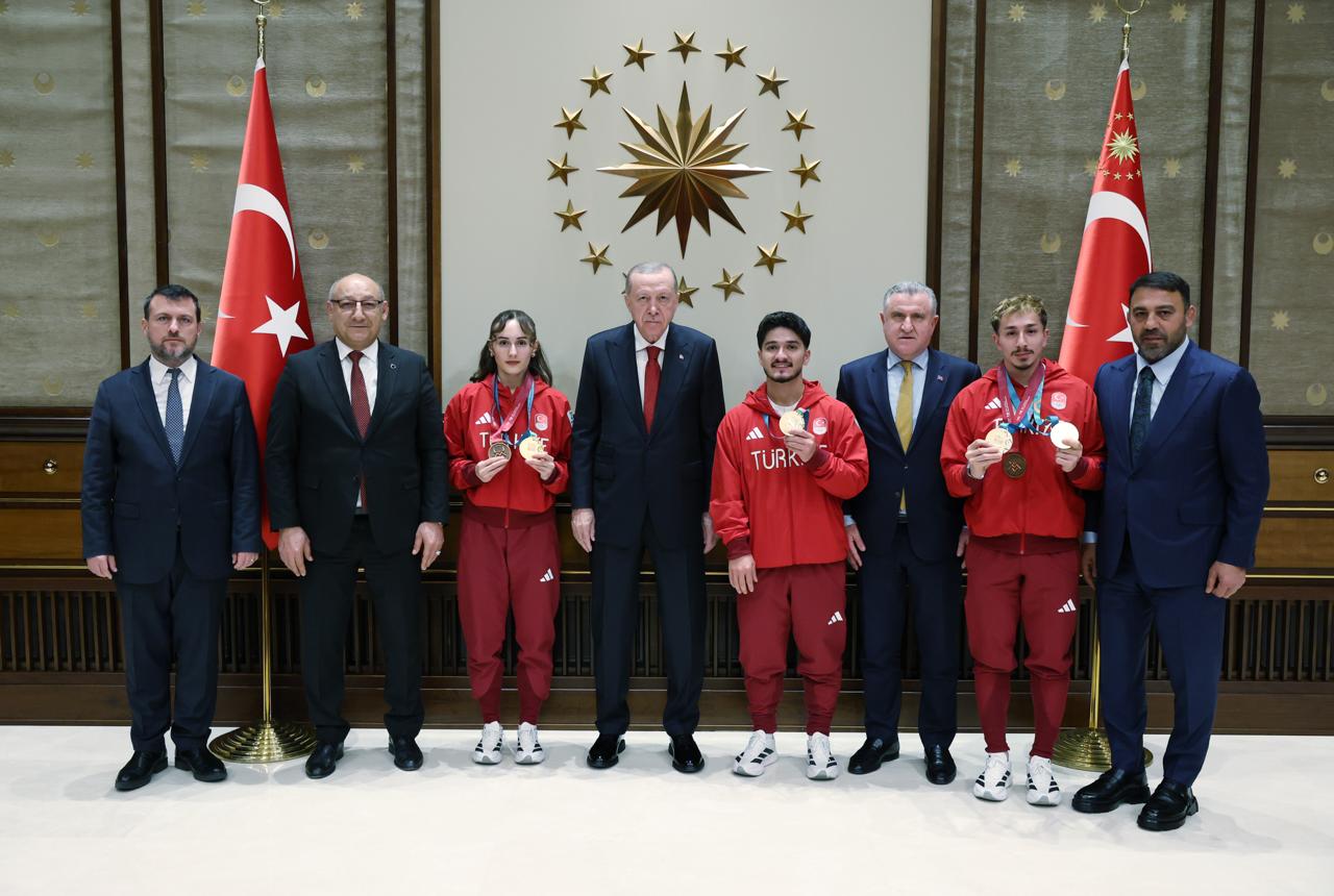 17 Yaş Altı Türkiye Badminton Şampiyonası Sona Erdi